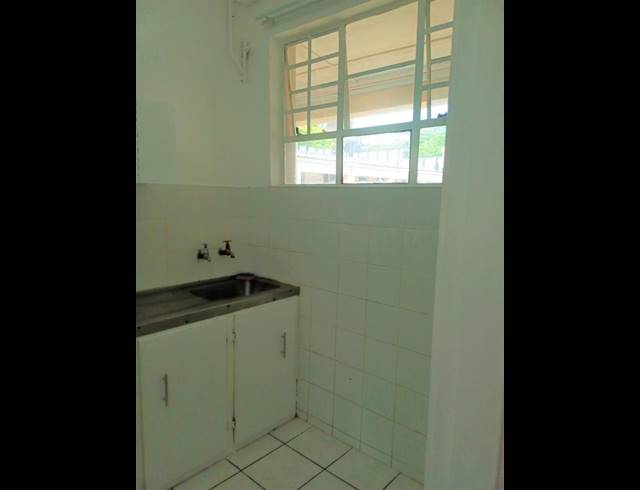 1 BEDROOM PROPERTY TO RENT IN GLENWOOD